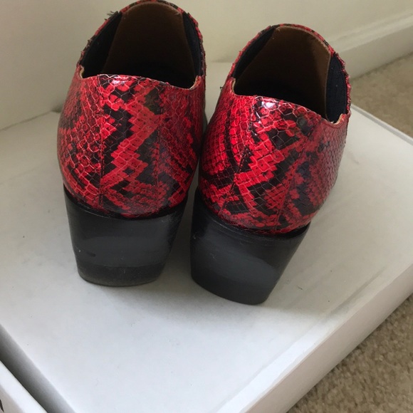 Rylee Python - embossed ankle bootie - Picture 5 of 11